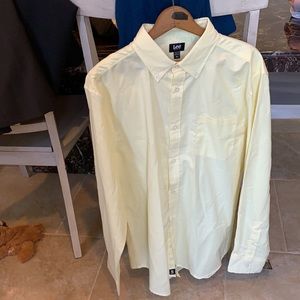 NWT Lee XL button down, light yellow extra buttons